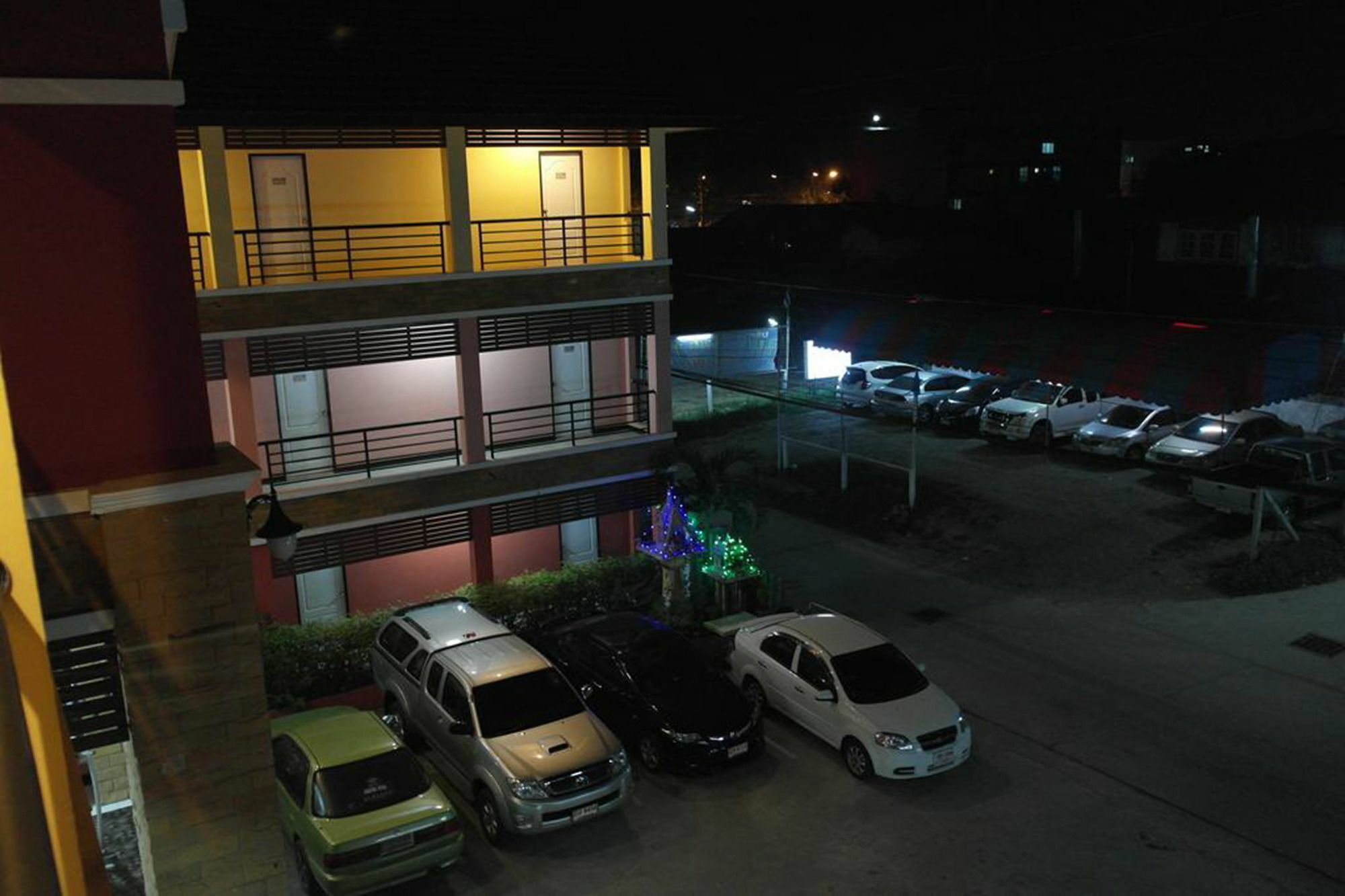 The Beehive Place Pak Chong Exterior foto